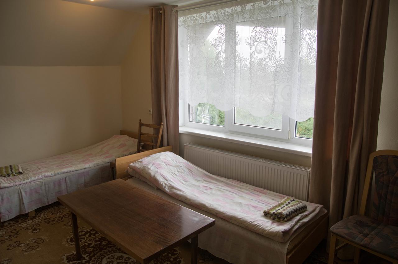 Viesu Nams Un Kempings Papes Cakstes Exterior foto